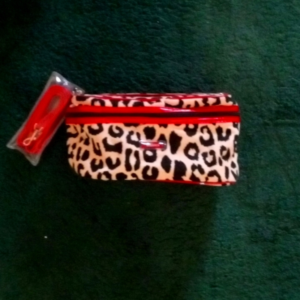 Basics overnight bag